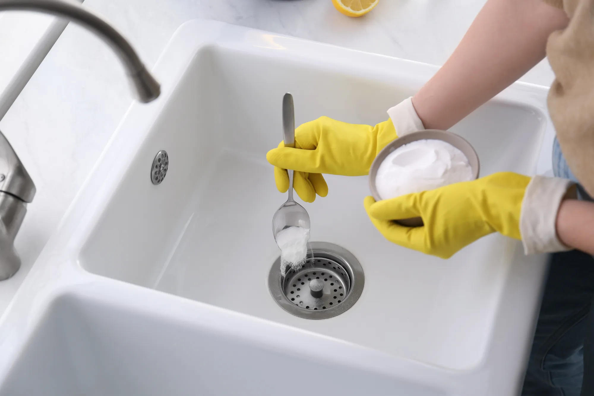 How to Clean Kitchen Tiles with Baking Soda