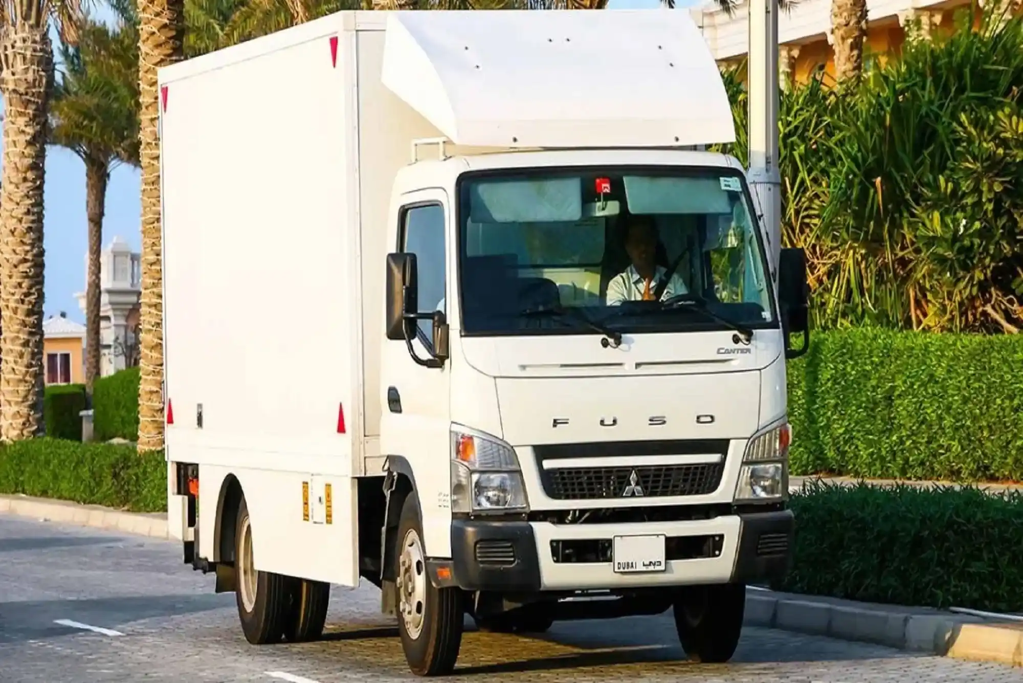 How to Ship Household Goods Internationally from the UAE